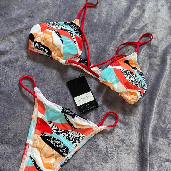 Aztec print bikini - Picture 2 of 5